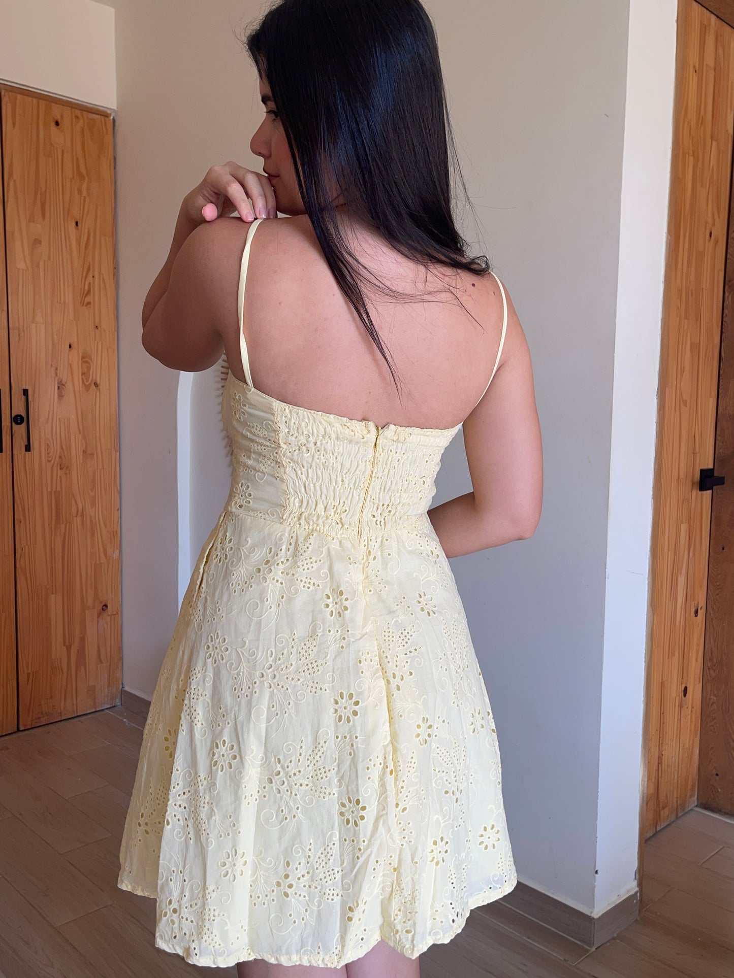 Vestido ojalillo