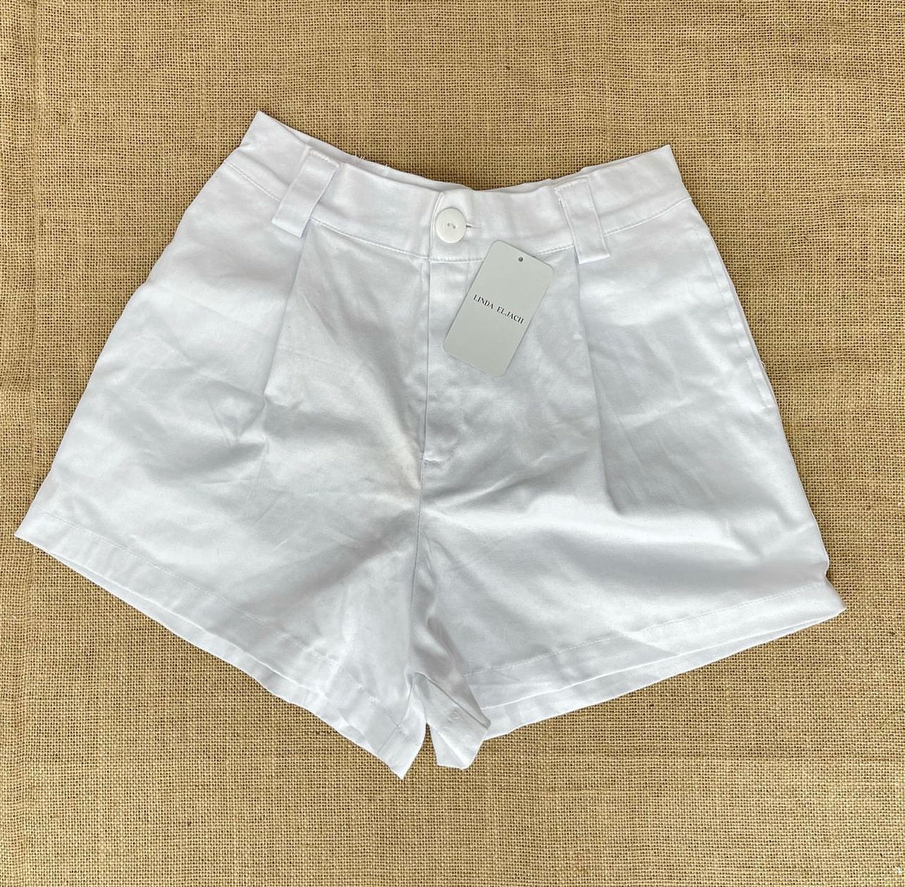 Short Carlota.