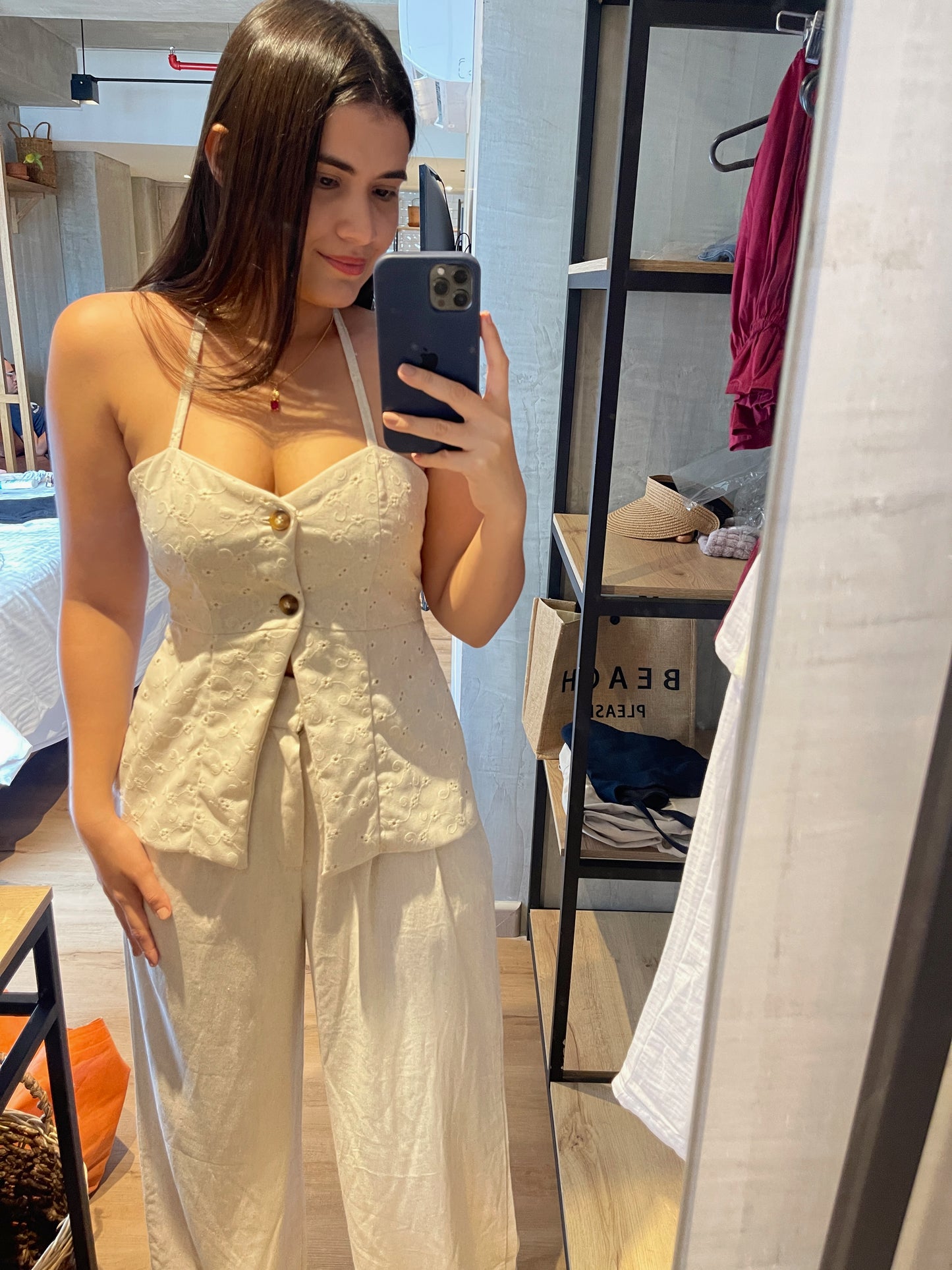 Top Sarah Ojalillo