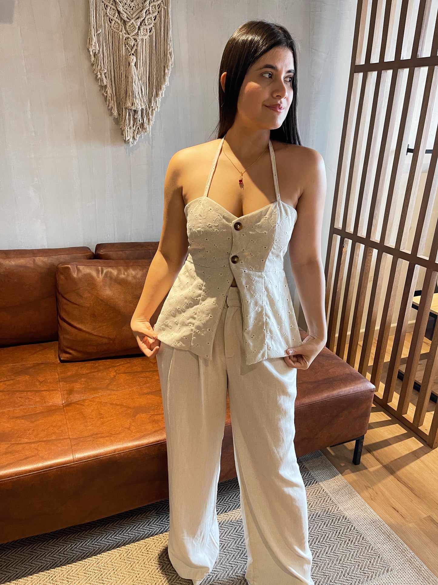 Top Sarah Ojalillo